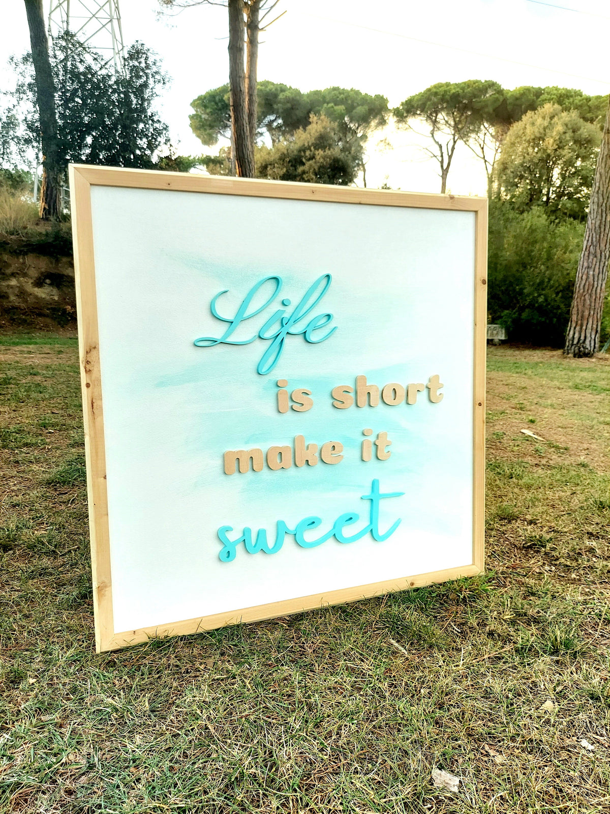 Letrero enmarcado con frase personalizada