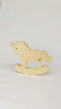 Unicornio balancín de madera